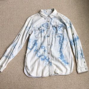 Acid wash button up